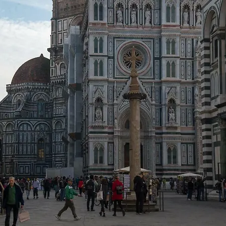 Great Location Just Infront Of Pitti Palace Florence