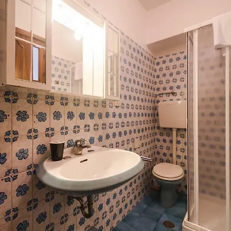 Great Location Just Infront Of Pitti Palace * Florence